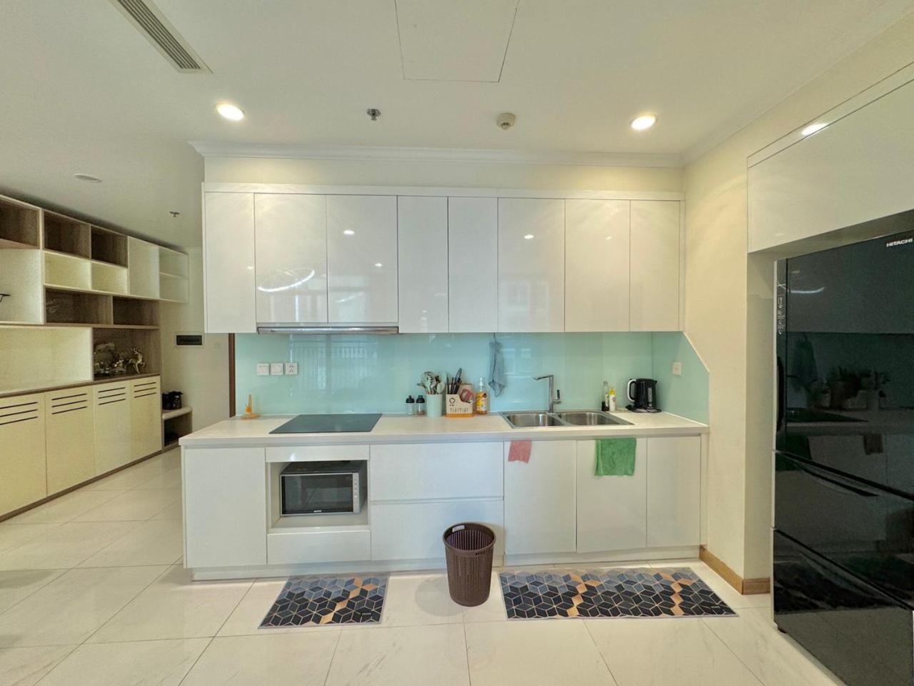 Apartment 2beds 2baths Modern Design Vinhomes Park Ho Chi Minh City